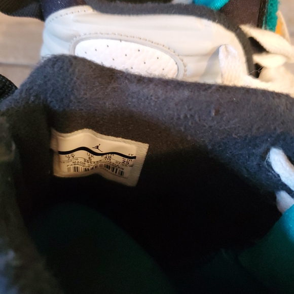 Nike Jordan Retro 8 South Beach edition youth 7 - Picture 4 of 8